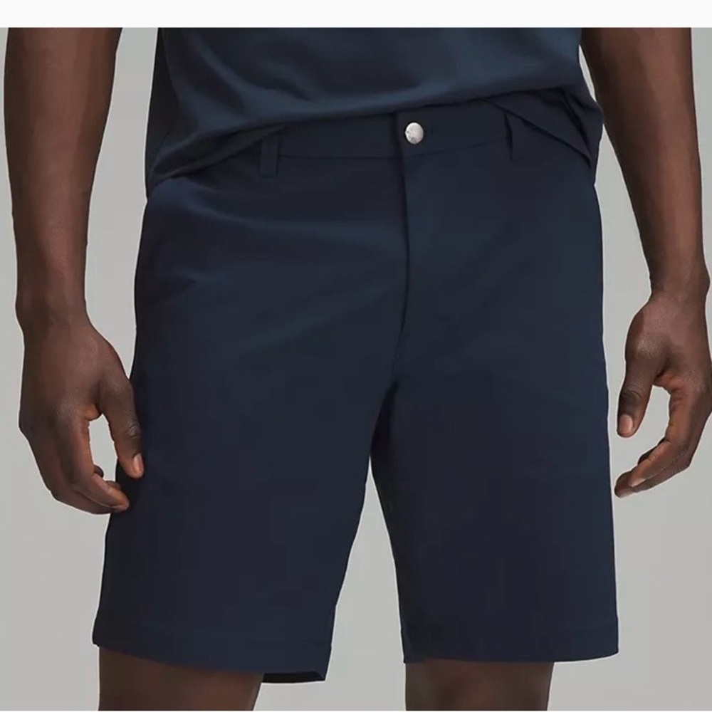 Lululemon Commission Classic Fit Shorts